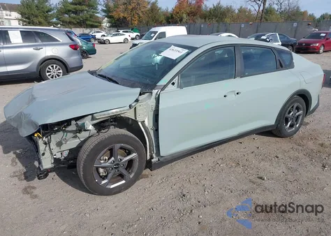 2025 Kia K4 Lxs из США, поврежденный, VIN 3KPFT4DE7SE032470